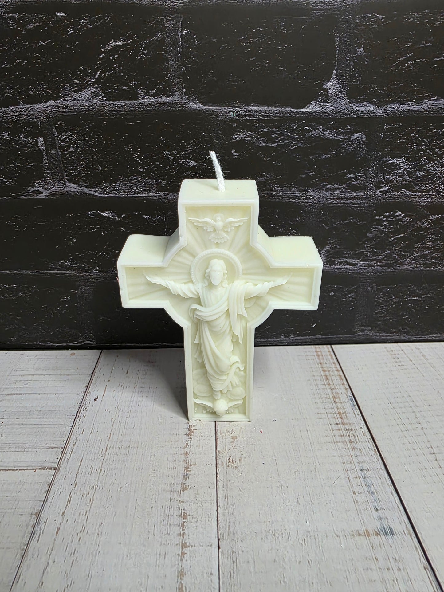 Cross Kerze – spirituelle Deko mit Bedeutung“ „Sacred Cross“