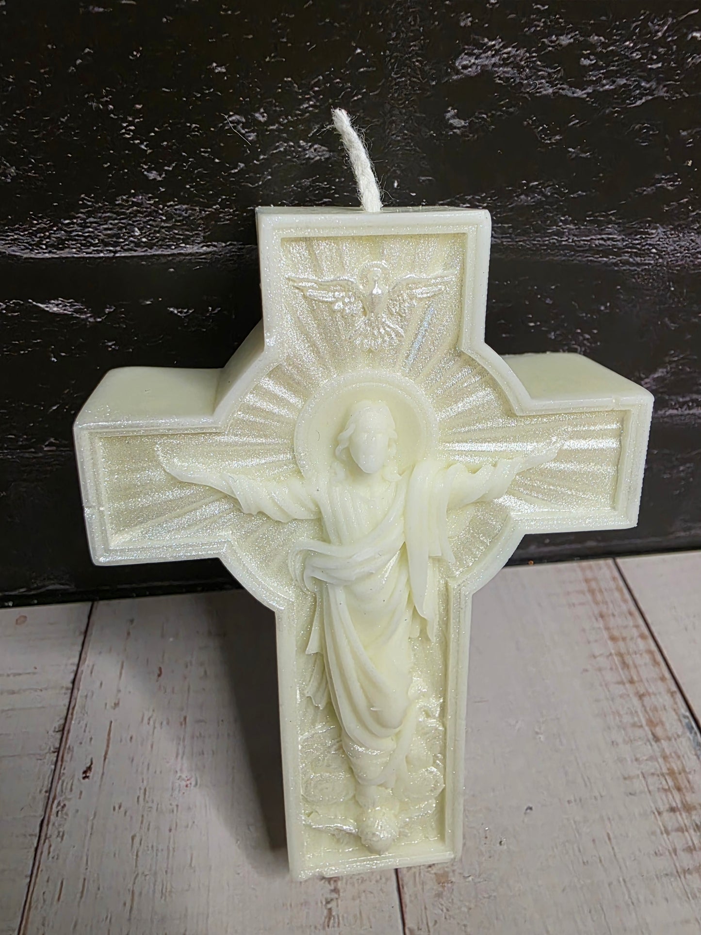 Cross Kerze – spirituelle Deko mit Bedeutung“ „Sacred Cross“