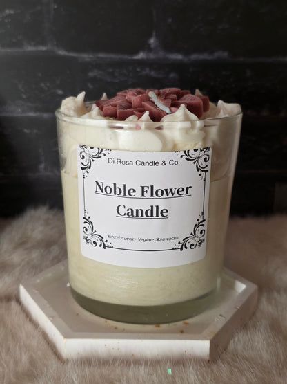Noble Flower Candle